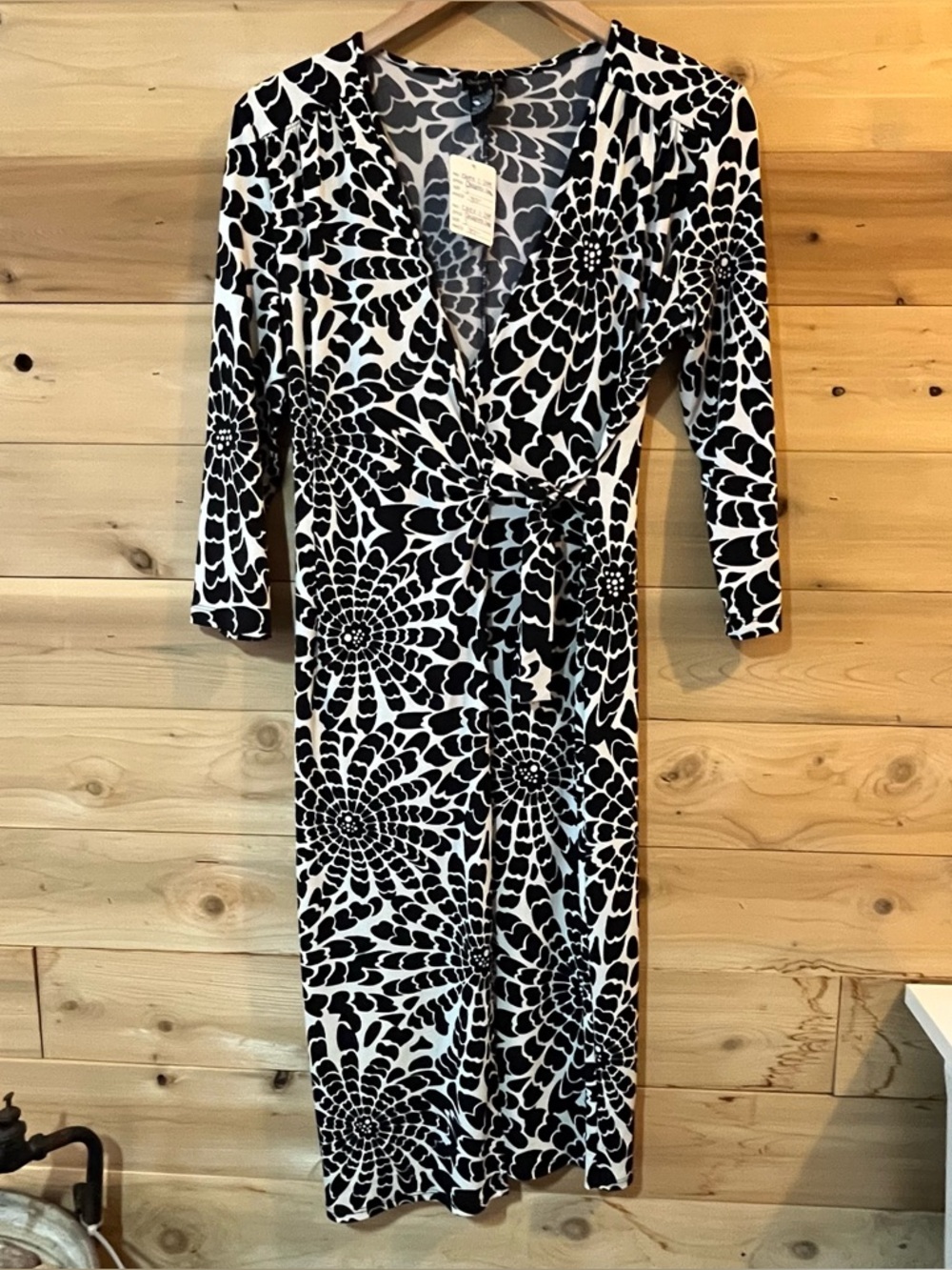 Chapter One Black & White Floral V-Neck 3/4 Sleeve Faux Wrap Dress